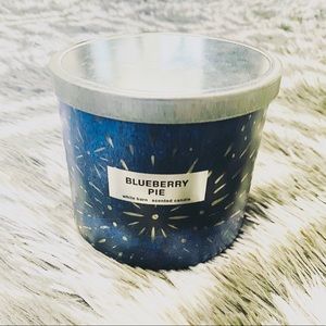 B&BW Blueberry Pie Candle